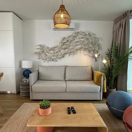 Whome Cozy Riverside In Trafaria