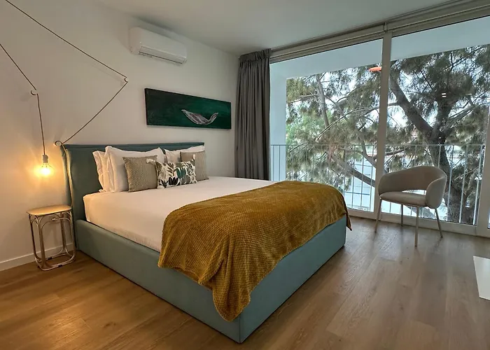 Whome Cozy Riverside In Апартаменты *