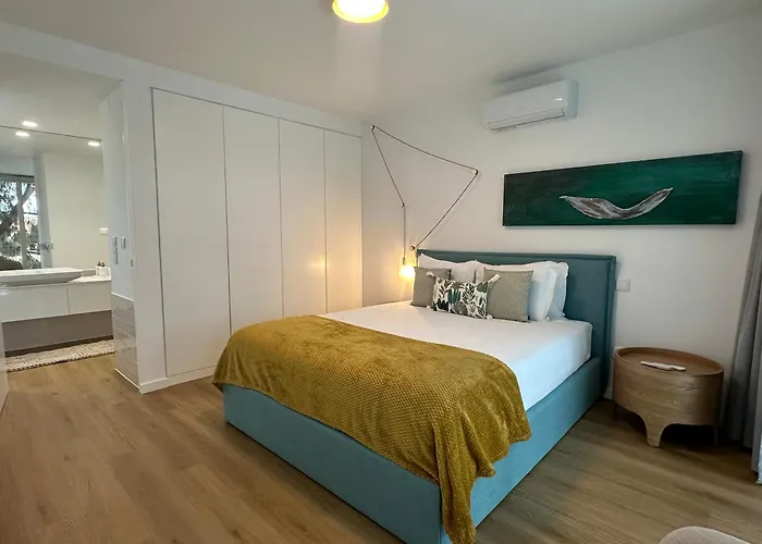 Whome Cozy Riverside In